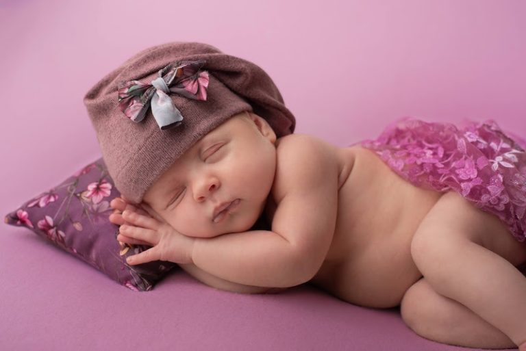 Various Newborn Baby Shoots – image 1