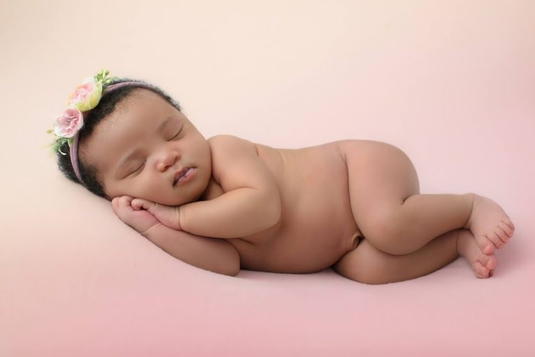 Various Newborn Baby Shoots – image 8