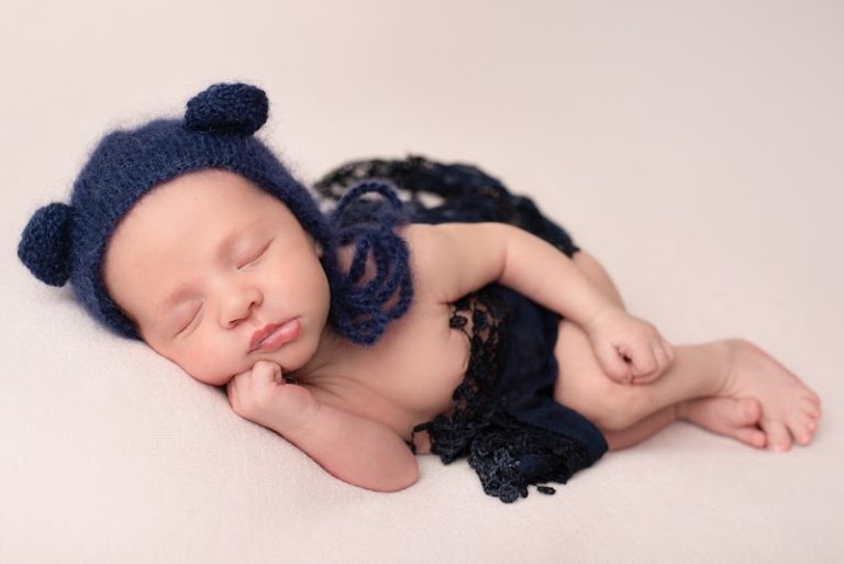 Various Newborn Baby Shoots – image 10
